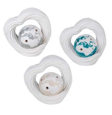 3 Statuina cuore con mappamondo led
